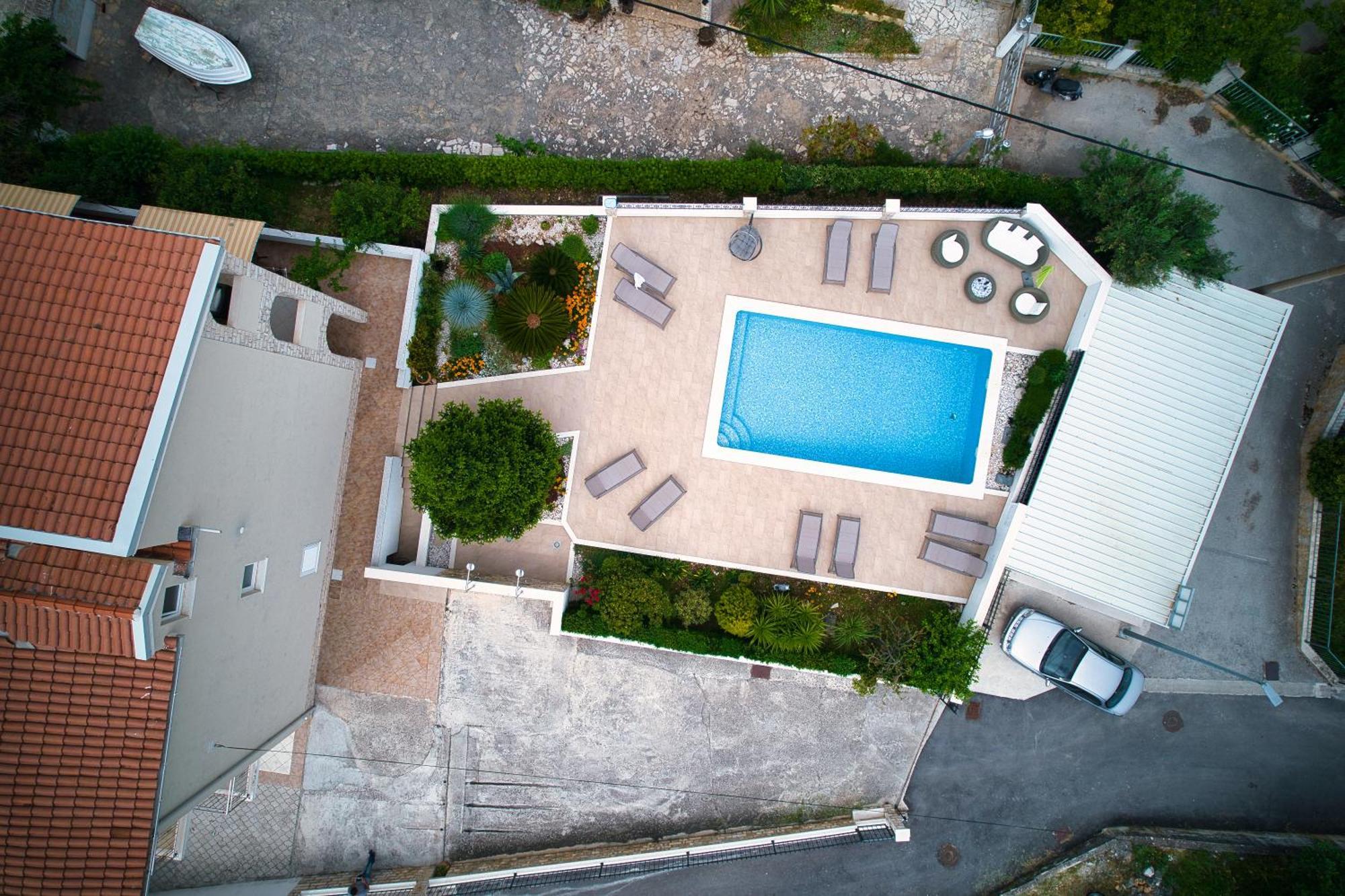 Apartments Brico - Heated Pool Trogir Bagian luar foto