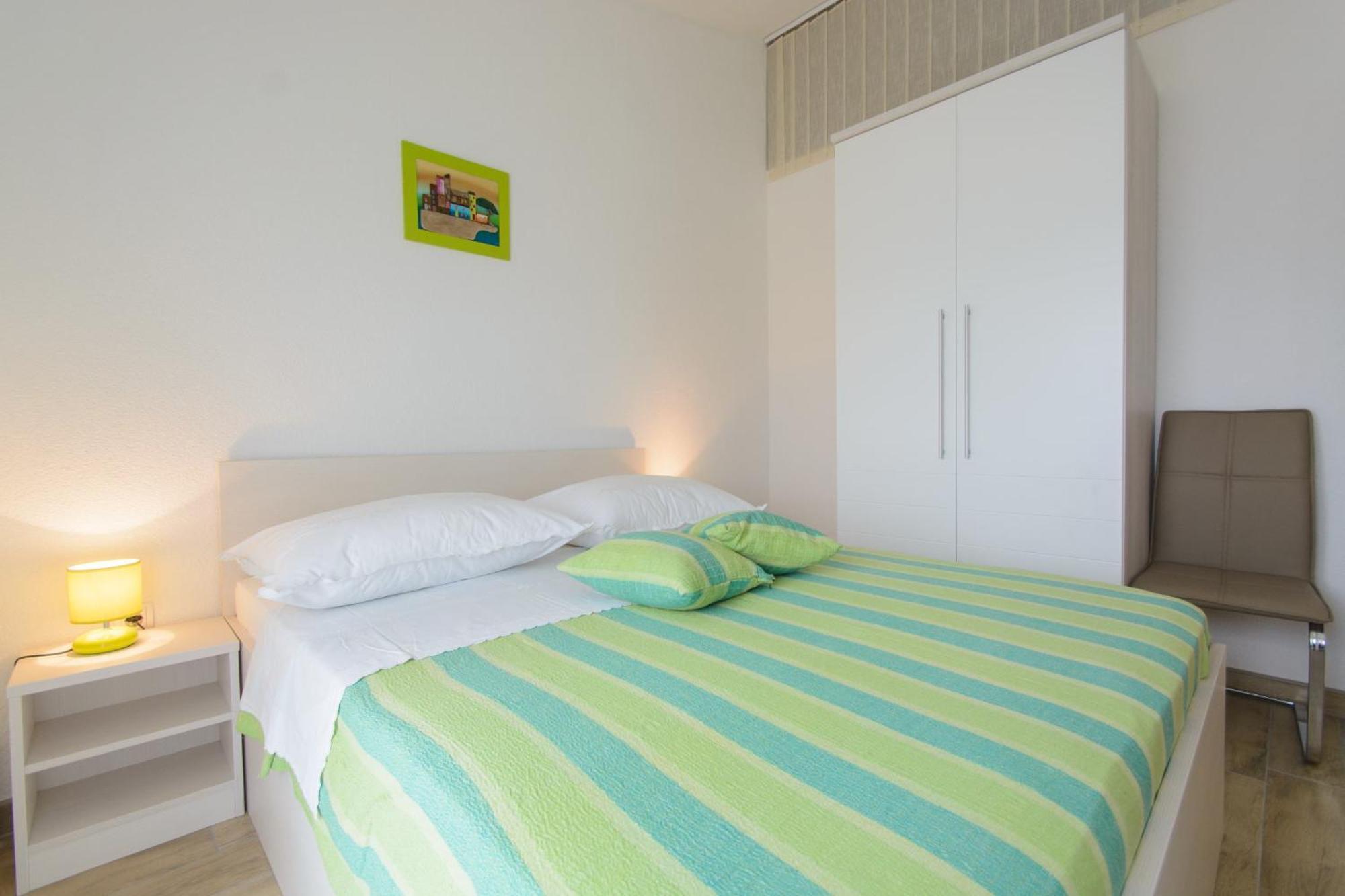 Apartments Brico - Heated Pool Trogir Bagian luar foto
