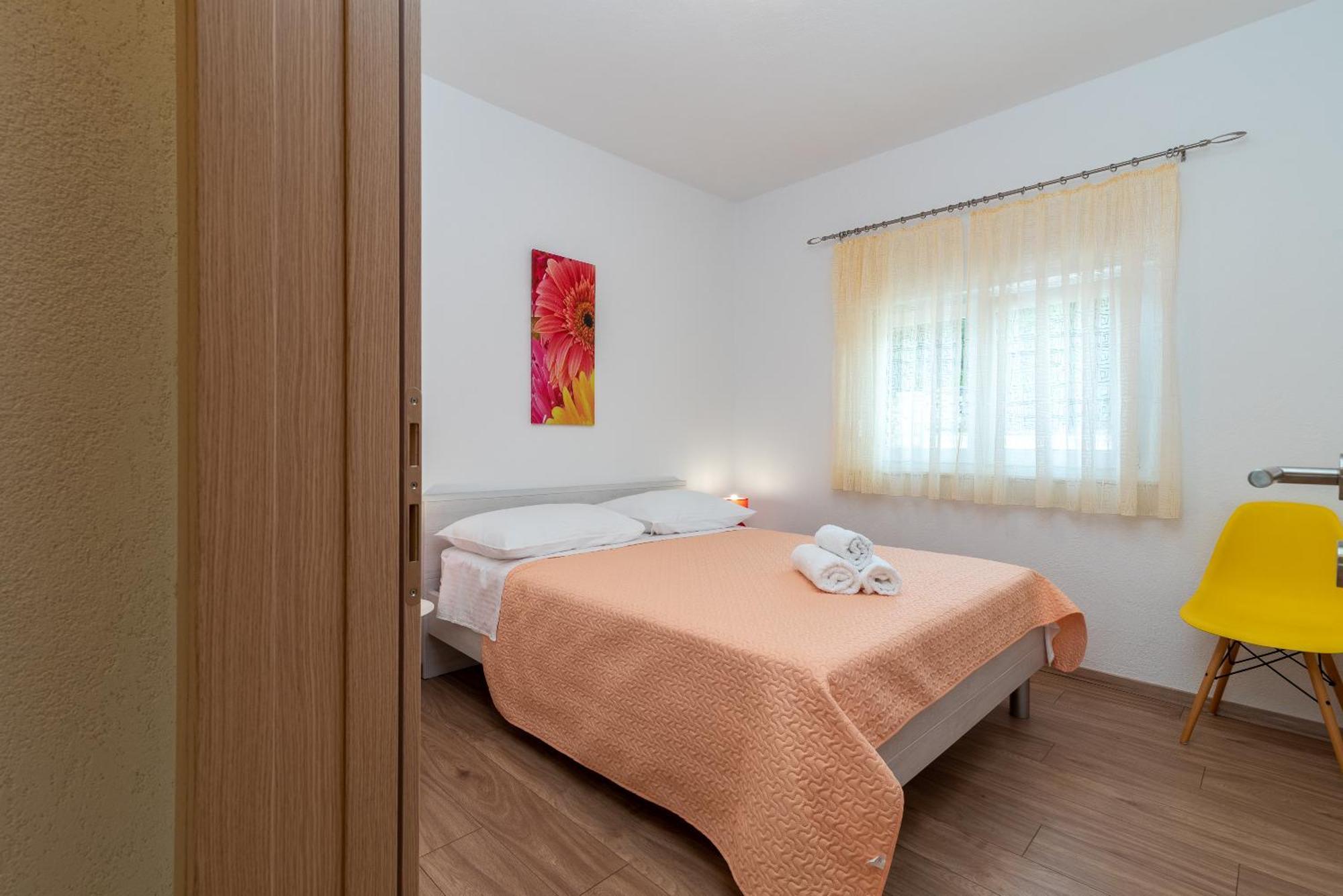 Apartments Brico - Heated Pool Trogir Bagian luar foto
