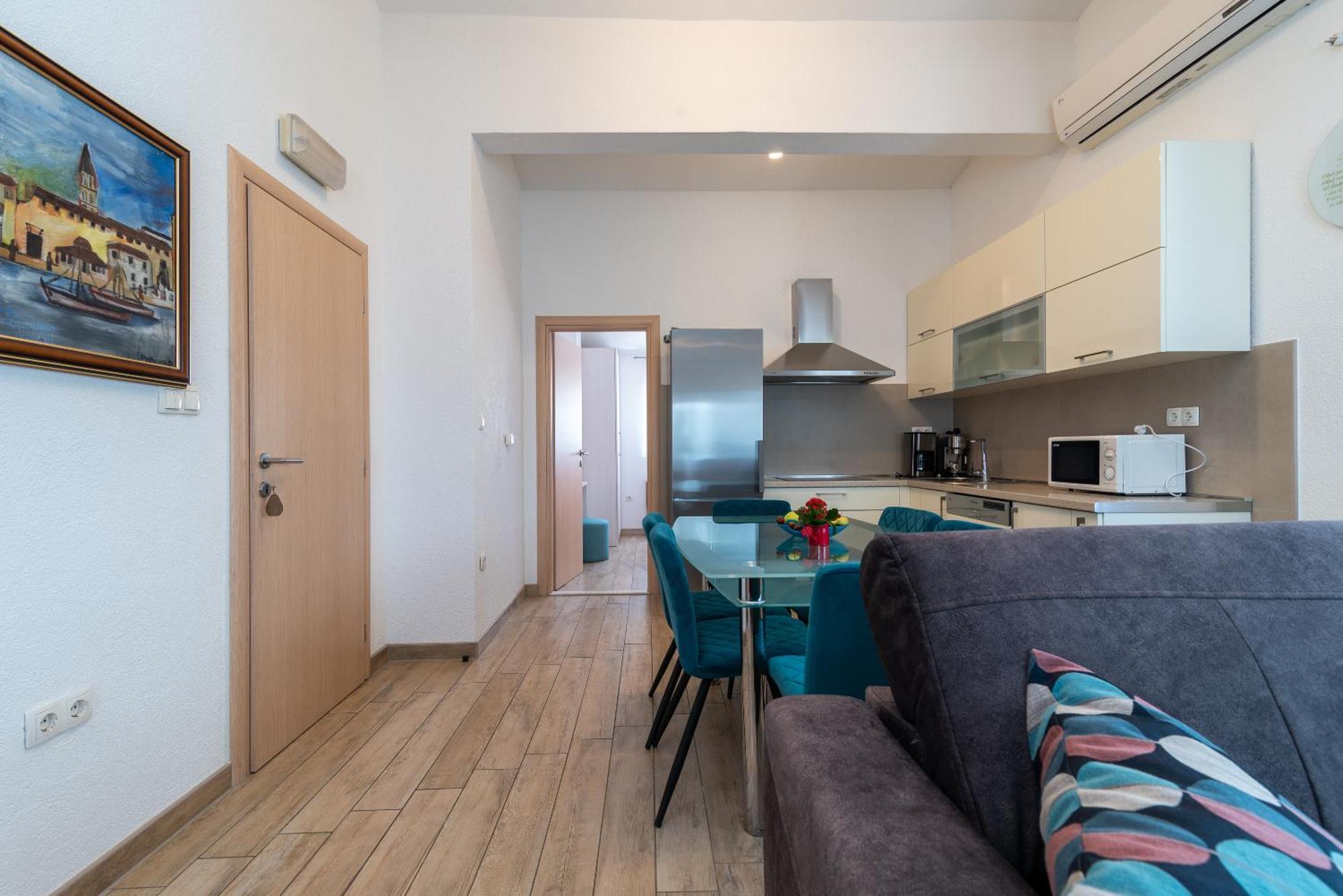 Apartments Brico - Heated Pool Trogir Bagian luar foto