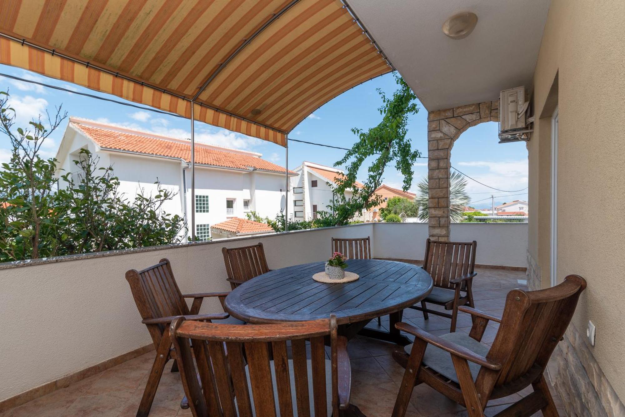 Apartments Brico - Heated Pool Trogir Bagian luar foto