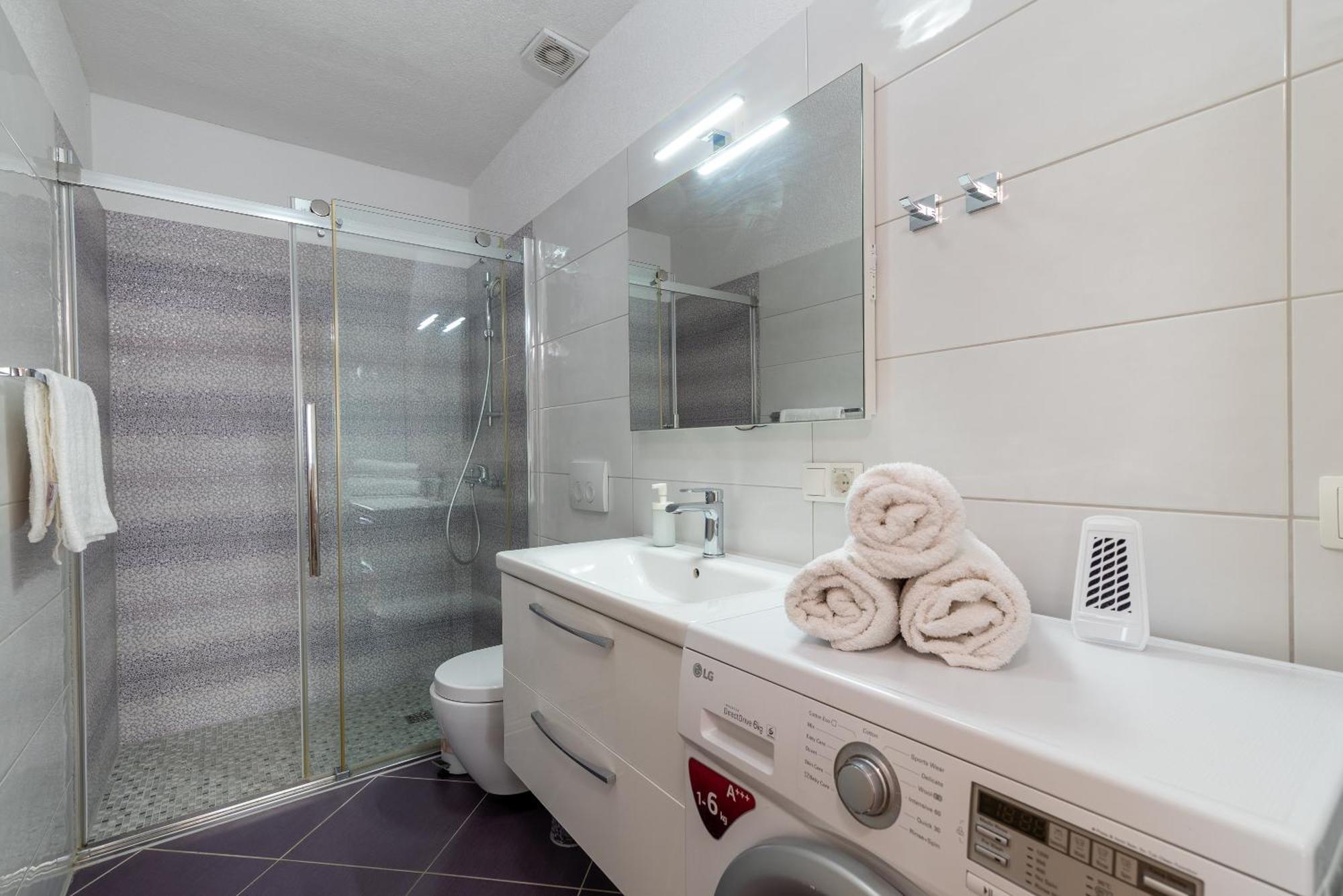 Apartments Brico - Heated Pool Trogir Bagian luar foto