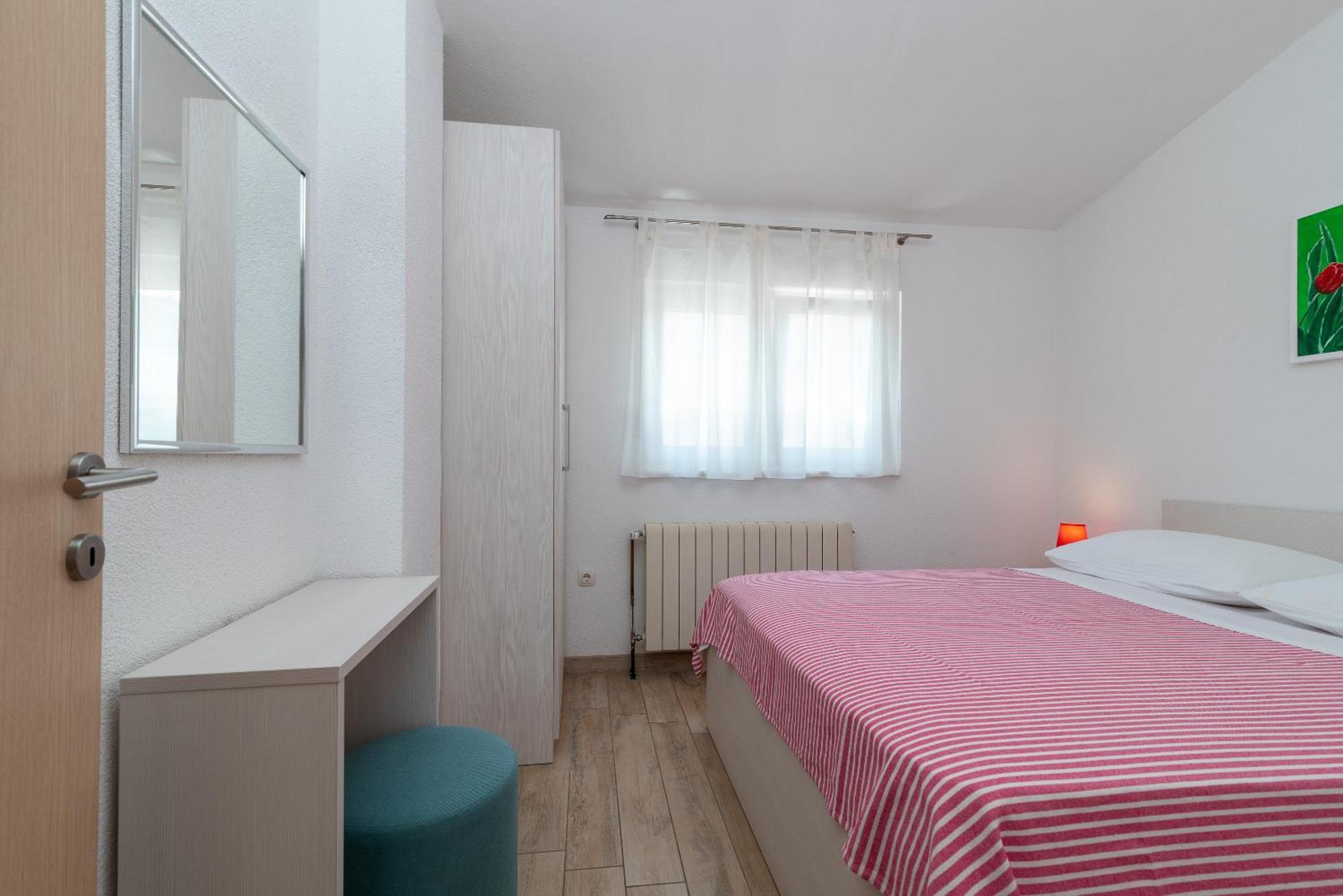 Apartments Brico - Heated Pool Trogir Bagian luar foto